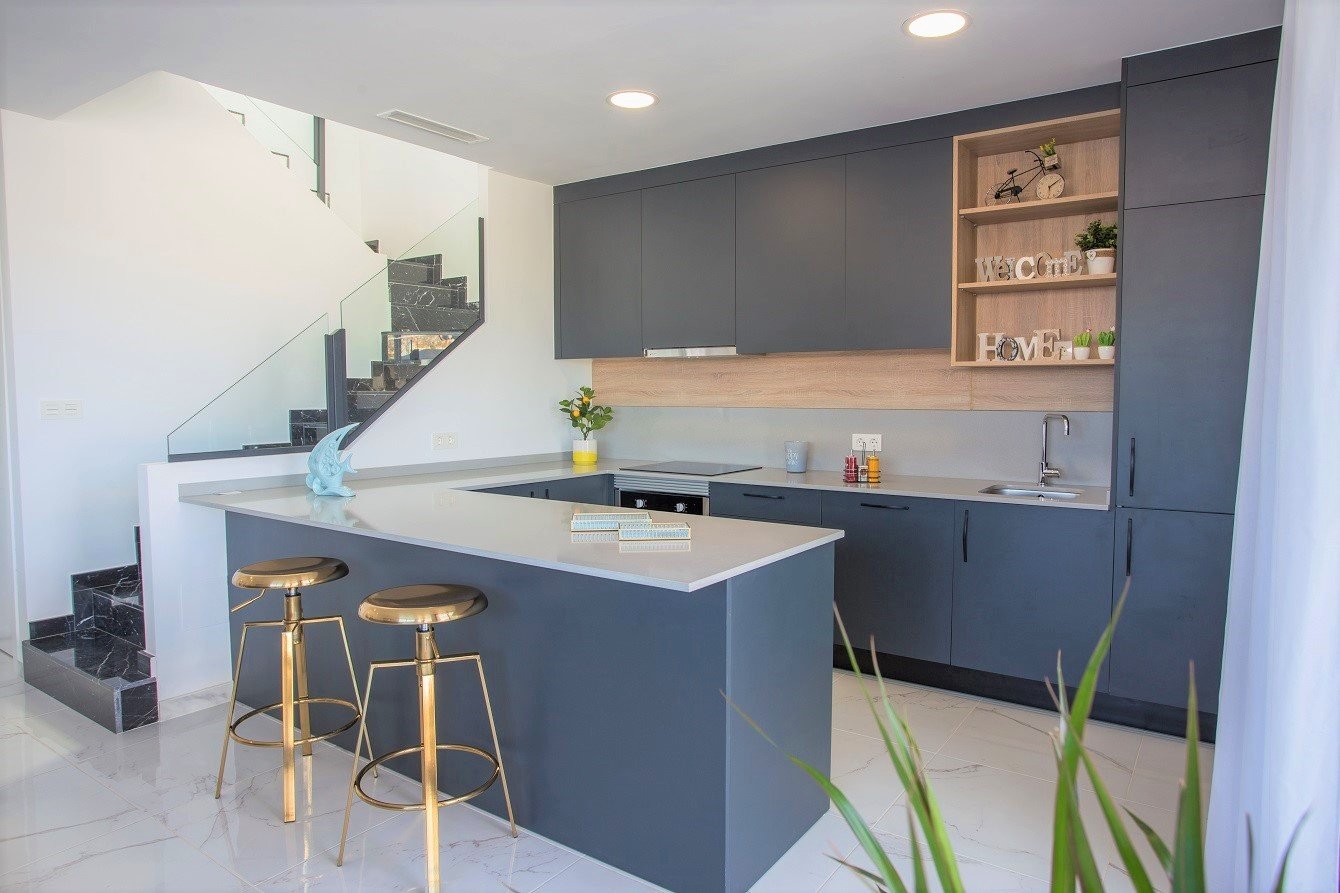 Magnífica villa nueva con piscina privada en Los Montesinos