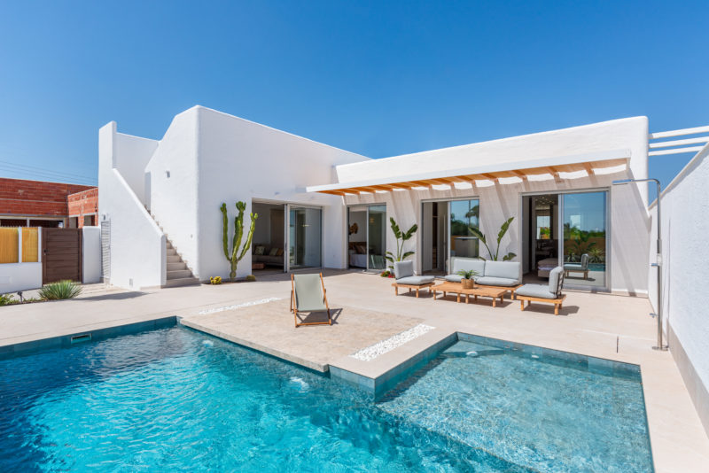 Prächtige neue Villa mit 3 Schlafzimmern und privatem Pool in Los Montesinos