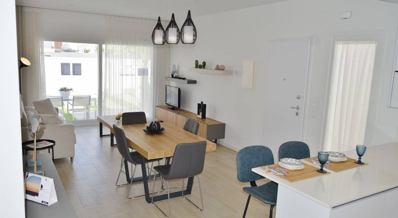 Nuova villa residenziale con piscina privata ad Avileses (Murcia)