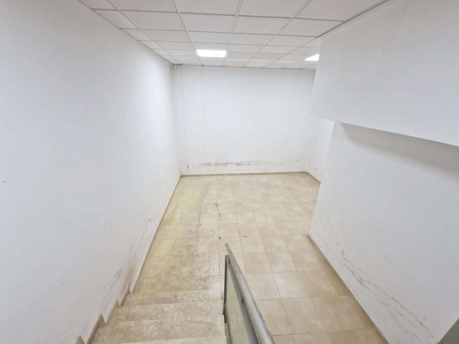 Superb commercial premises in Guardamar Del Segura