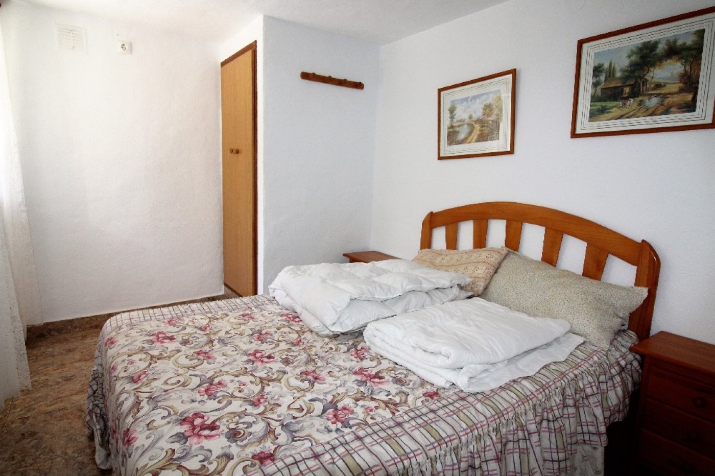 CHALET INDEPENDIENTE, 5 DORMITORIOS, GRAN JARDÍN CON PISCINA + ALOJAMIENTO (independiente)