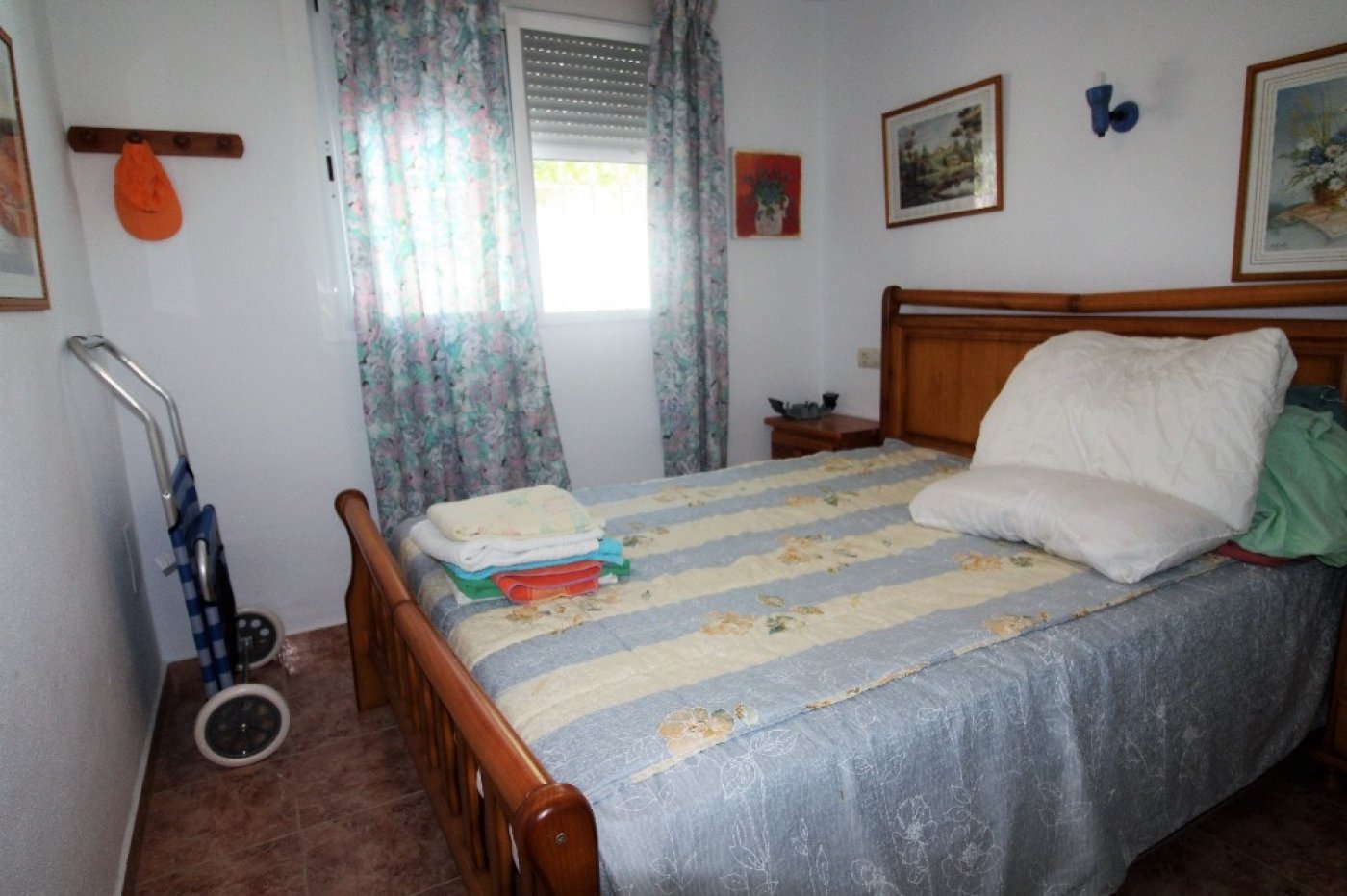 CHALET INDEPENDIENTE, 5 DORMITORIOS, GRAN JARDÍN CON PISCINA + ALOJAMIENTO (independiente)