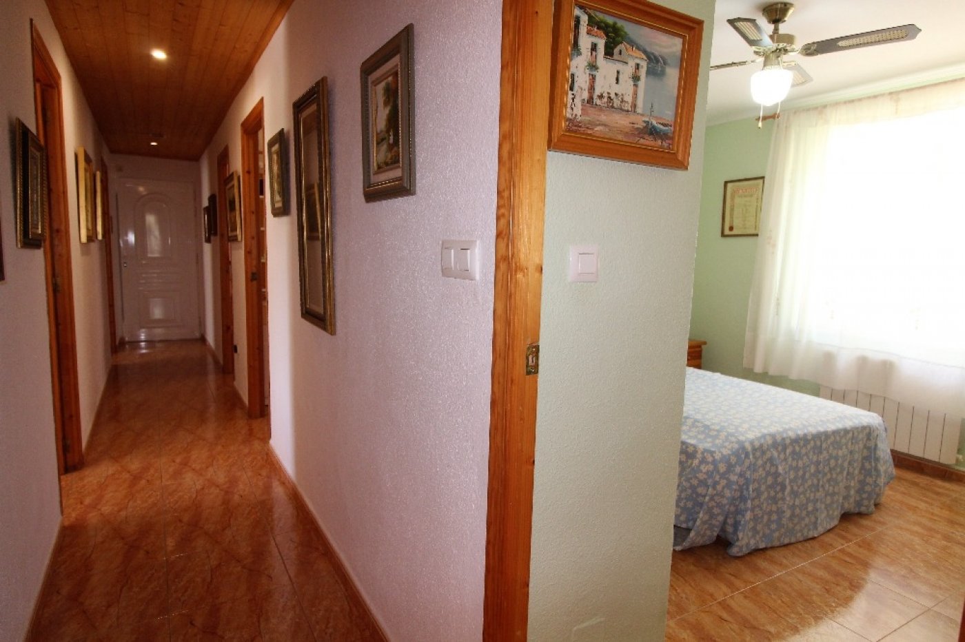 CHALET INDEPENDIENTE, 5 DORMITORIOS, GRAN JARDÍN CON PISCINA + ALOJAMIENTO (independiente)