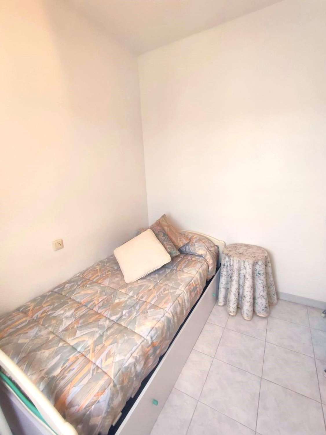 Amplio Bungalow de 3 dormitorios en Torrevieja (zona Cruce)