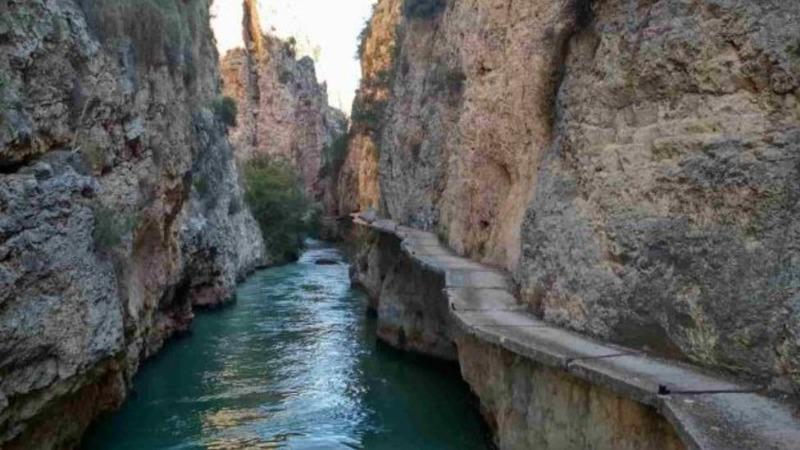 Herrliche Luxusvilla im Coto de los Riñales / Berg Calasparra (Murcia)