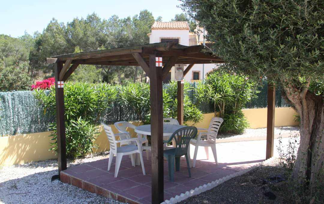 SOUTH FACING 2 BEDROOM HOUSE WITH 2 COMMON POOLS PINAR DE CAMPOVERDE