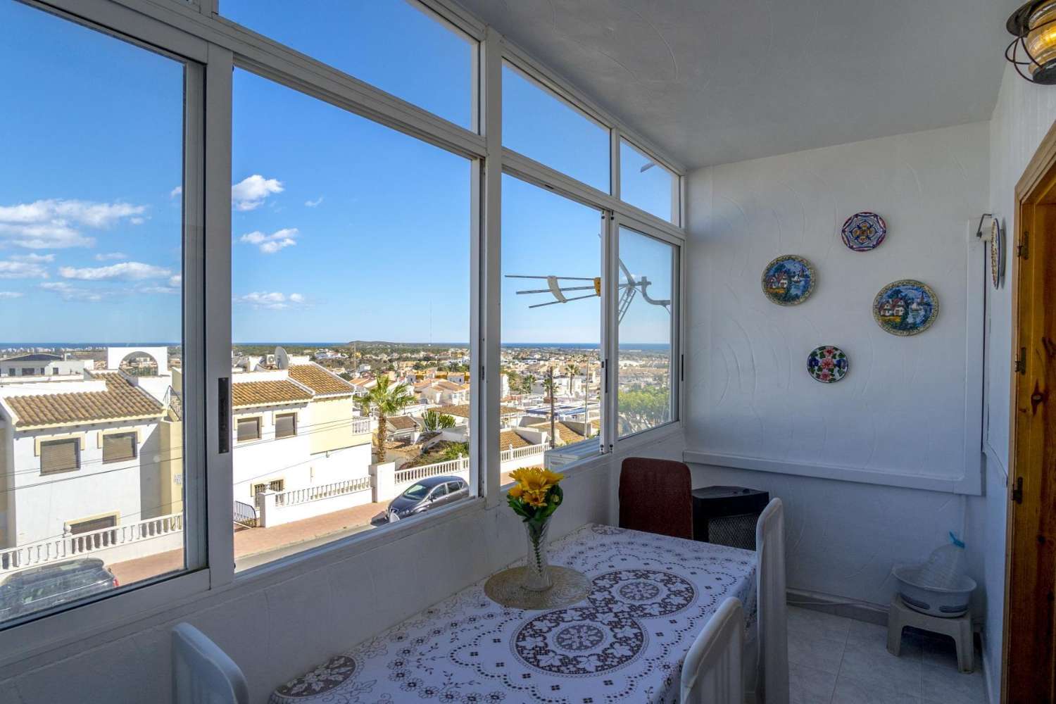 Bravo Hills, charmante 2-Zimmer-Wohnung mit Meerblick in Ciudad Quesada