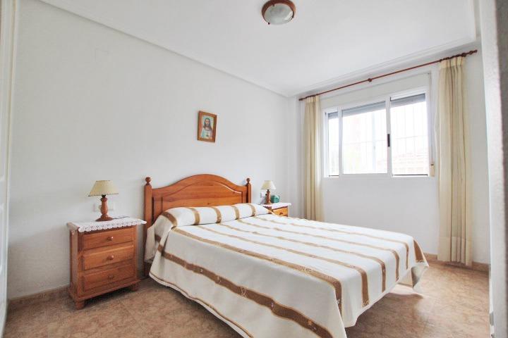 Appartamenti con 3 camere da letto con piscina a Guardamar Del Segura (centro)