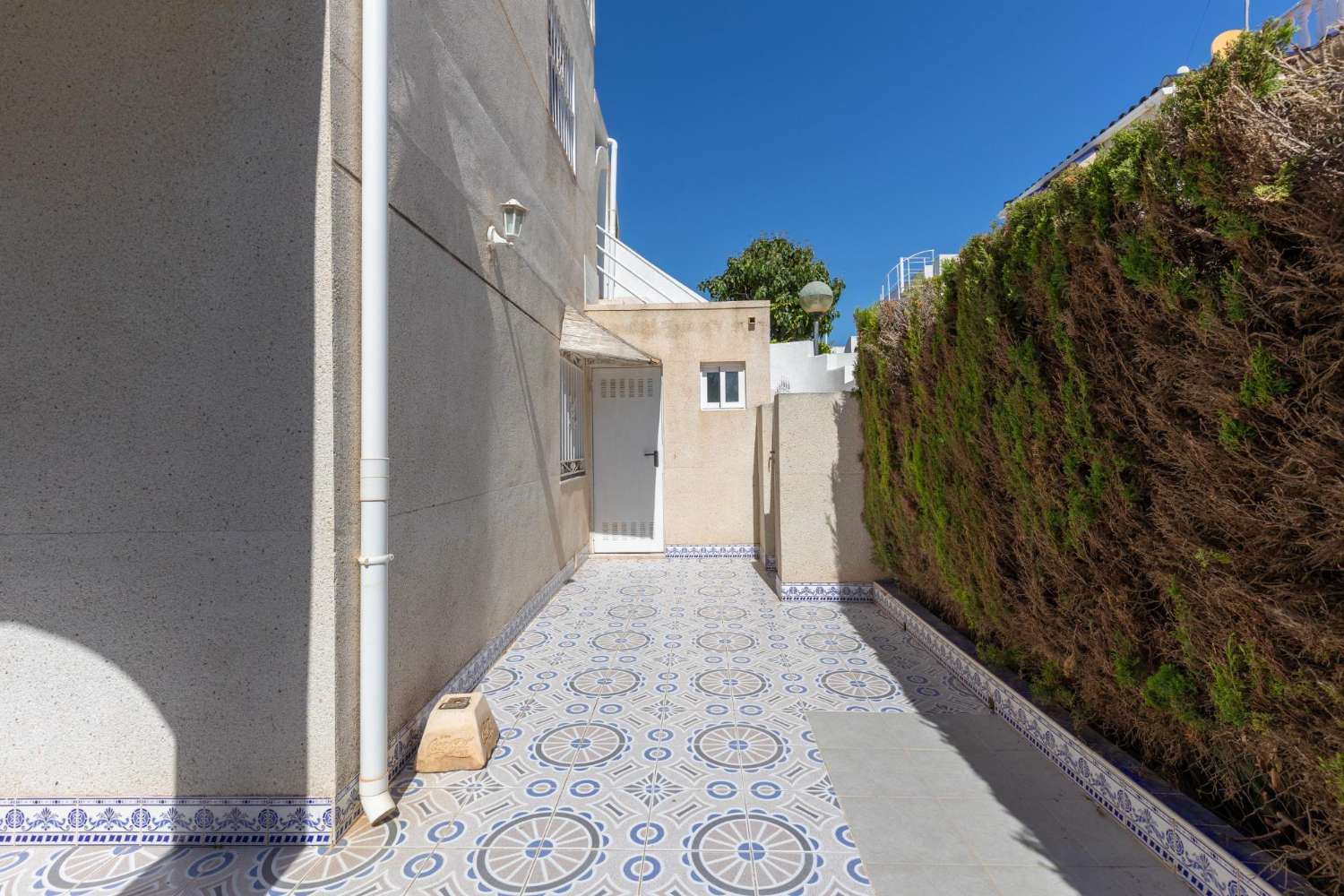 Bungalow de 4 dormitorios - Torrevieja (zona cruce de caminos)