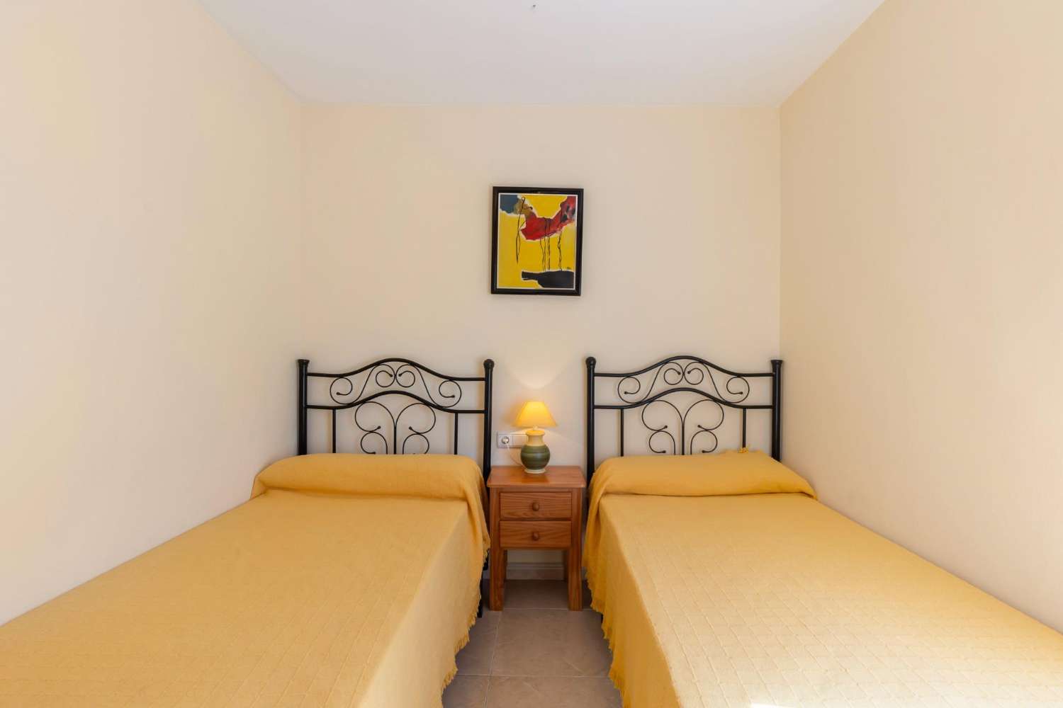 Bungalow de 4 dormitorios - Torrevieja (zona cruce de caminos)