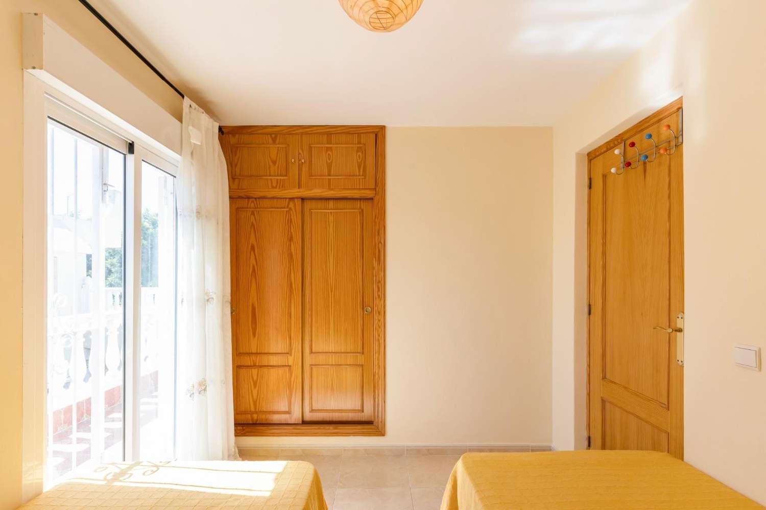 Bungalow de 4 dormitorios - Torrevieja (zona cruce de caminos)