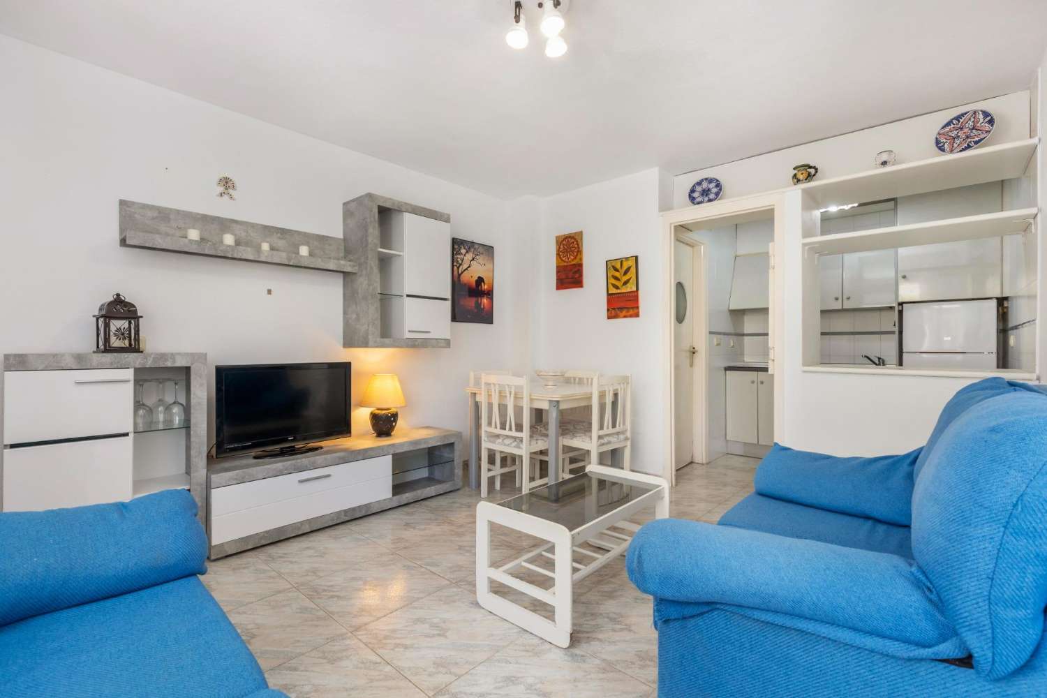Bungalow de 4 dormitorios - Torrevieja (zona cruce de caminos)