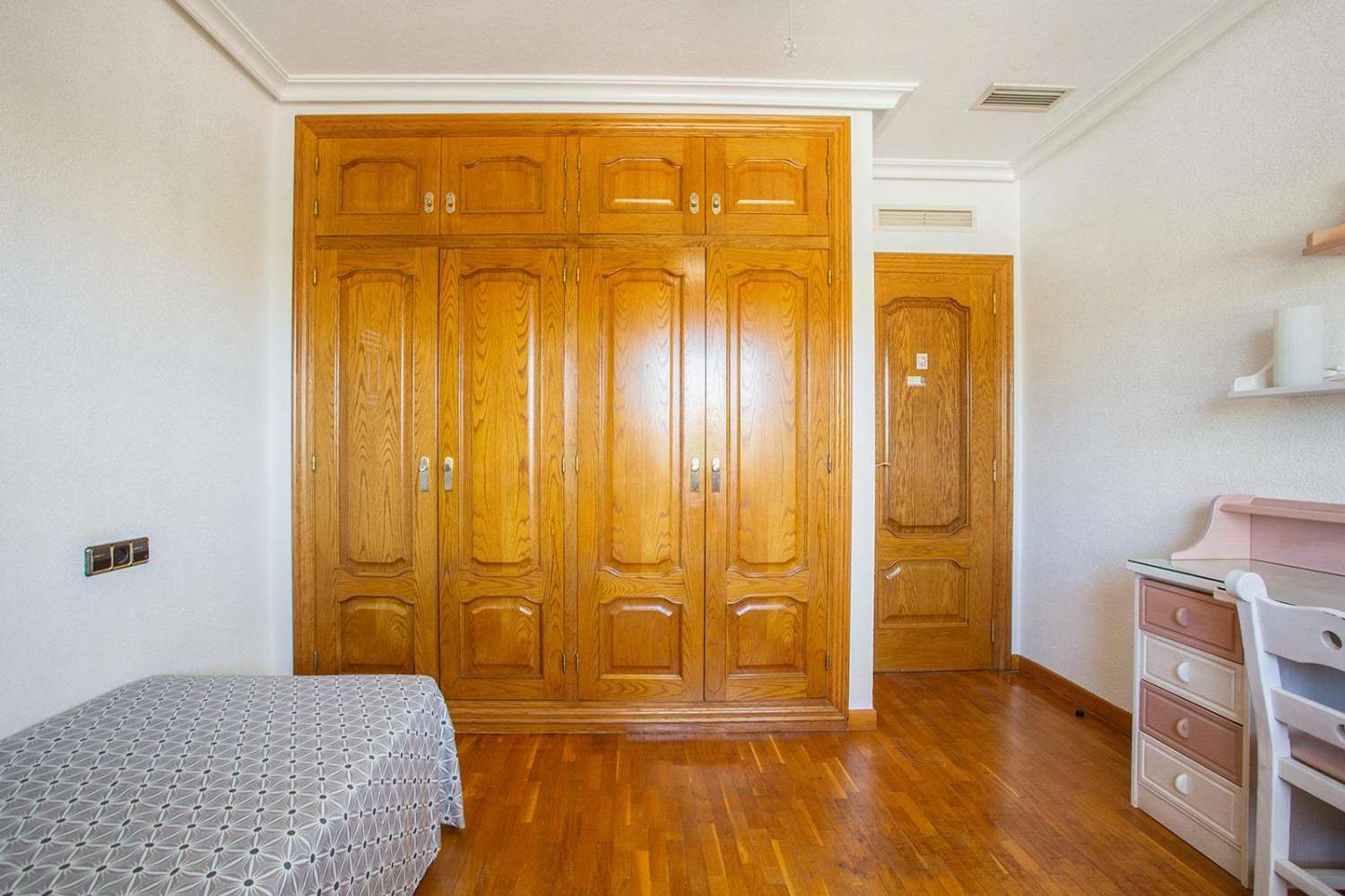 Oportunidad de villa de lujo con más de 500m2 de vivienda Torrevieja