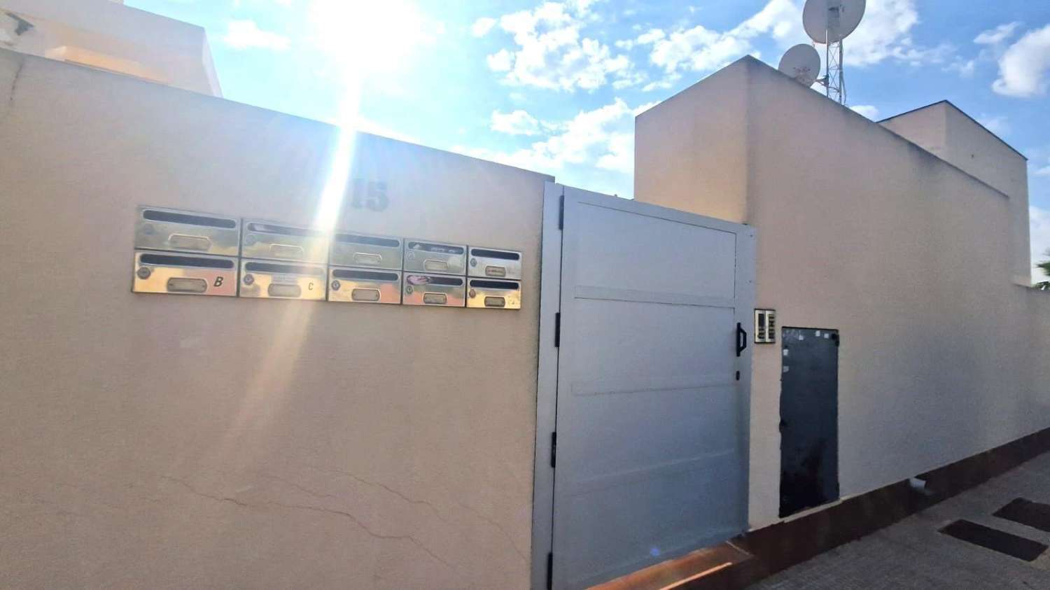 Casa de campo - Los Montesinos (La Herrada)