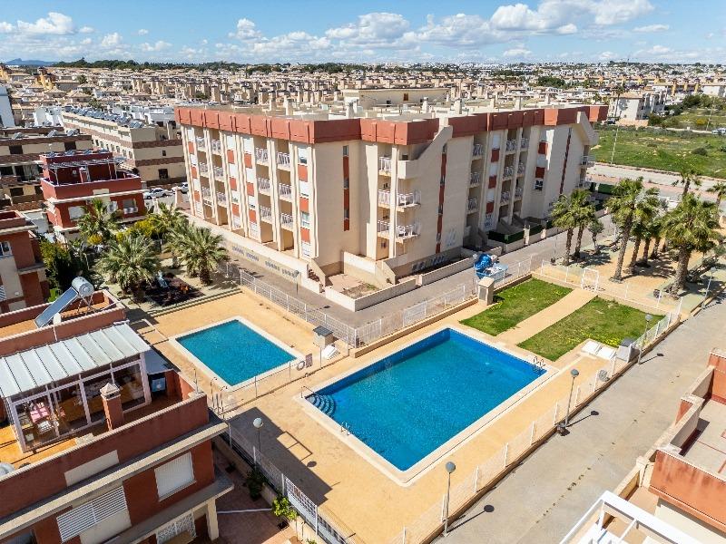 Appartamenti moderni con 1/2 camere da letto, 1/2 bagni, piscina, a Lomas de Cabo Roig