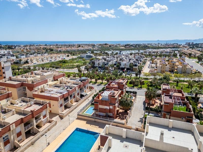 Appartamenti moderni con 1/2 camere da letto, 1/2 bagni, piscina, a Lomas de Cabo Roig