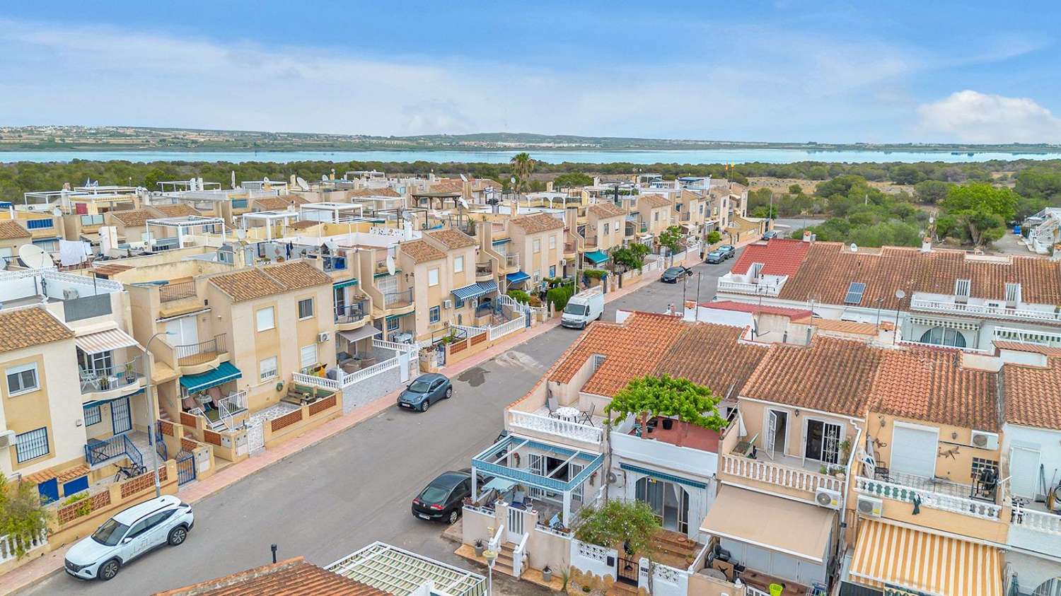 Dom na sprzedaż w El Chaparral (Torrevieja)