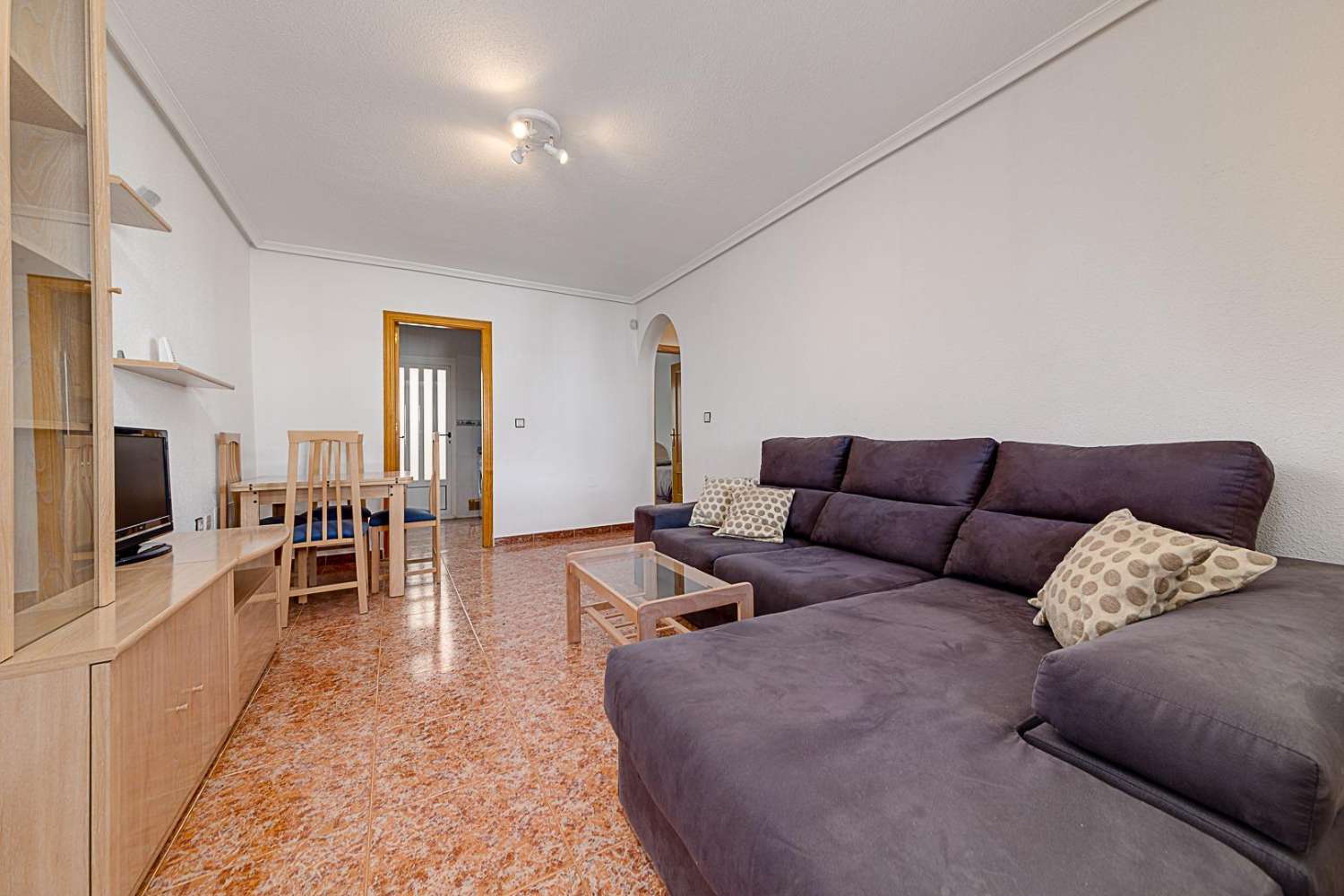BUNGALOW CON 2 CAMERE DA LETTO CON GIARDINO PRIVATO, PISCINA COMUNITARIA E PARCHEGGIO (Vistabella Golf)