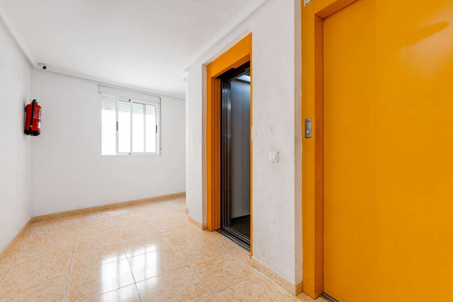 2-pokojowe mieszkanie z basenem w Torrevieja