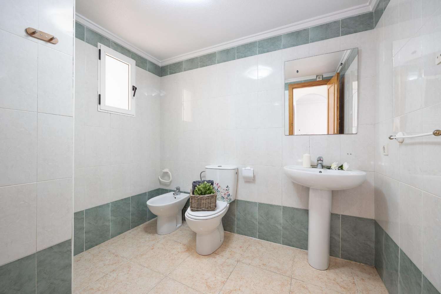 2-pokojowe mieszkanie z basenem w Torrevieja