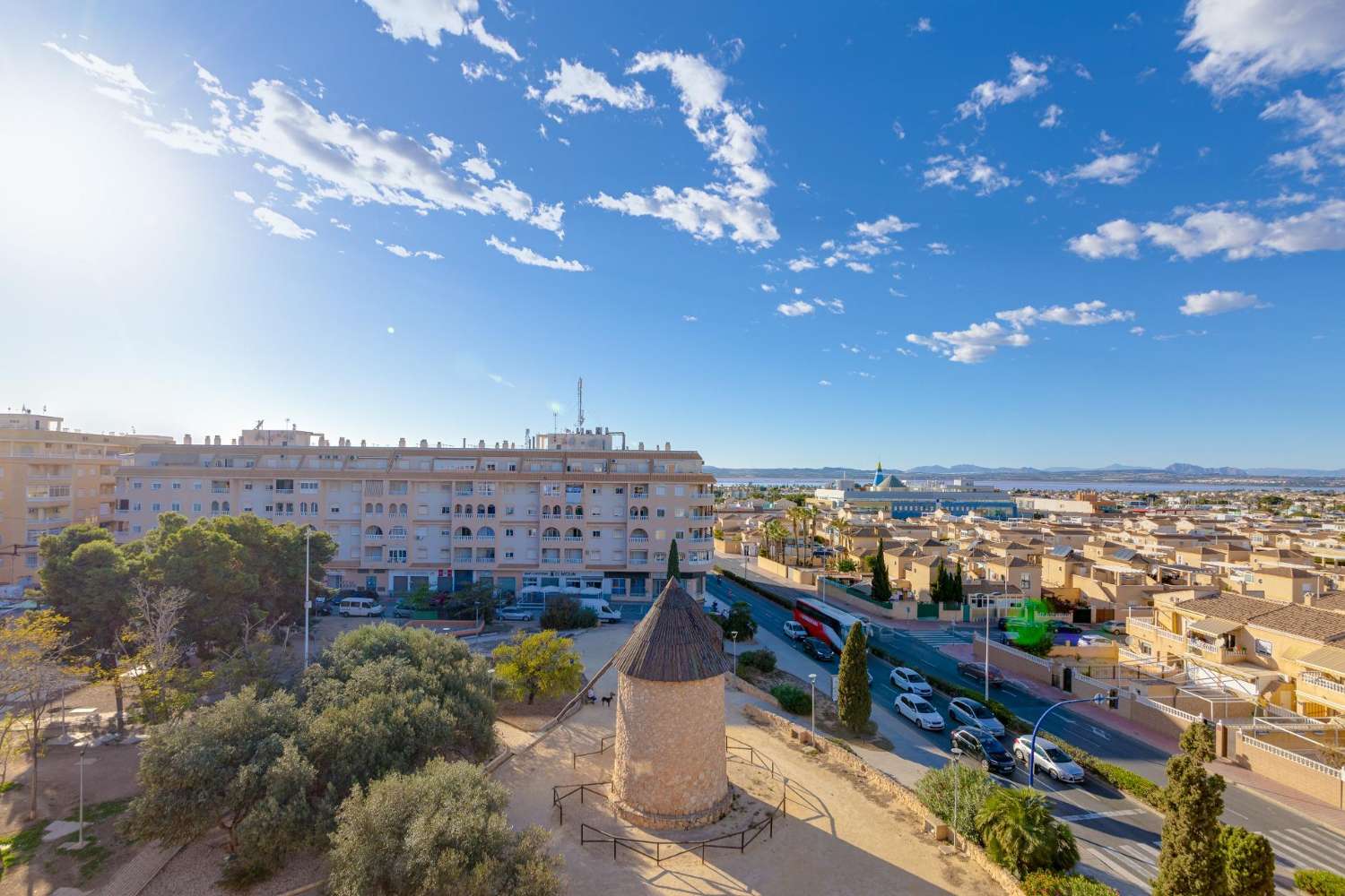2-pokojowe mieszkanie z basenem w Torrevieja