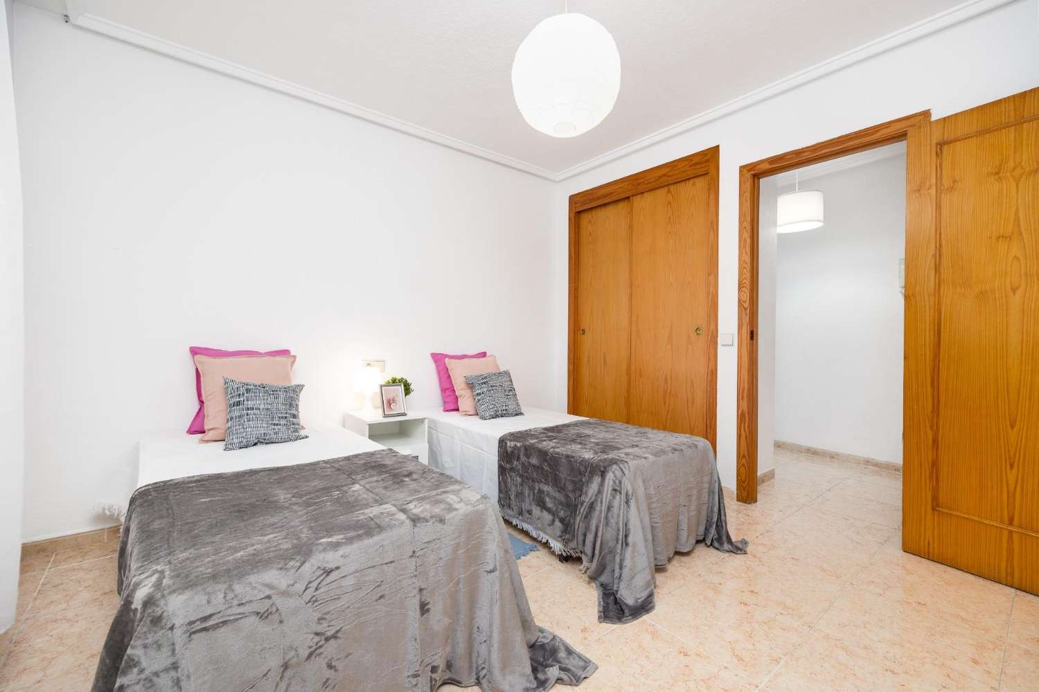 2-pokojowe mieszkanie z basenem w Torrevieja