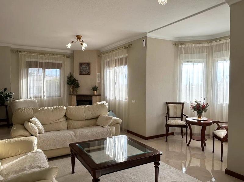 Villa di lusso indipendente, 5 camere da letto, 4 bagni, piscina, giardini, ampio terreno, Ciudad Quesada