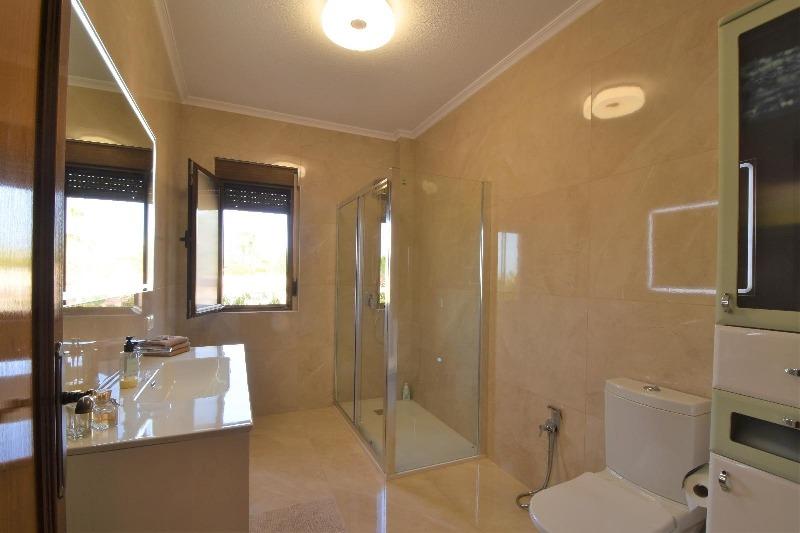 Villa di lusso indipendente, 5 camere da letto, 4 bagni, piscina, giardini, ampio terreno, Ciudad Quesada