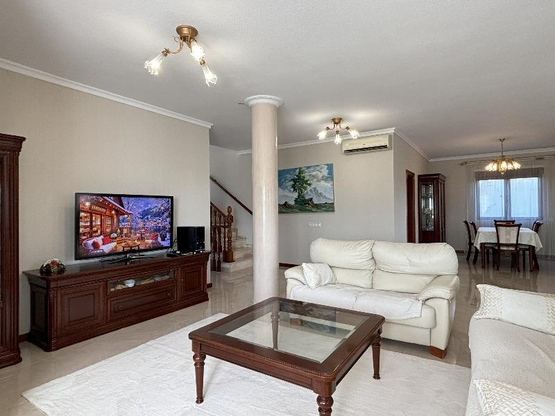 Villa di lusso indipendente, 5 camere da letto, 4 bagni, piscina, giardini, ampio terreno, Ciudad Quesada