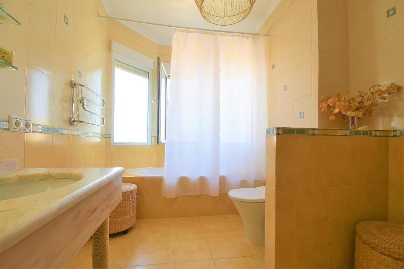 Villa di lusso indipendente, 5 camere da letto, 4 bagni, piscina, giardini, ampio terreno, Ciudad Quesada