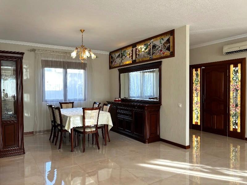 Villa di lusso indipendente, 5 camere da letto, 4 bagni, piscina, giardini, ampio terreno, Ciudad Quesada