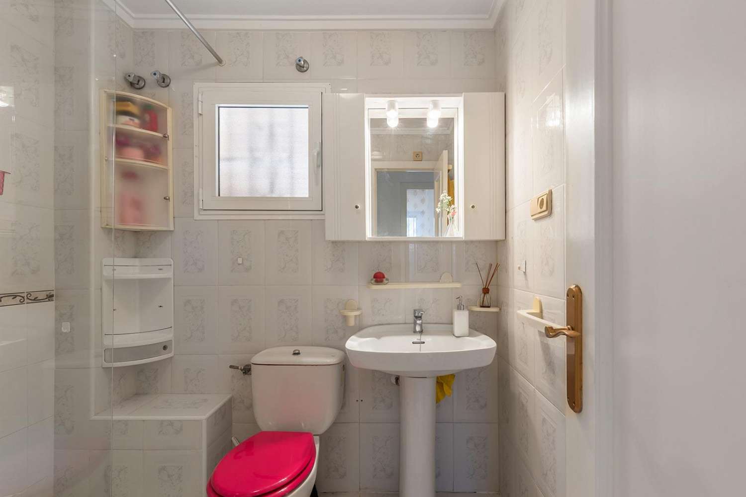 Bungalow med 1 sovrum och gemensam pool