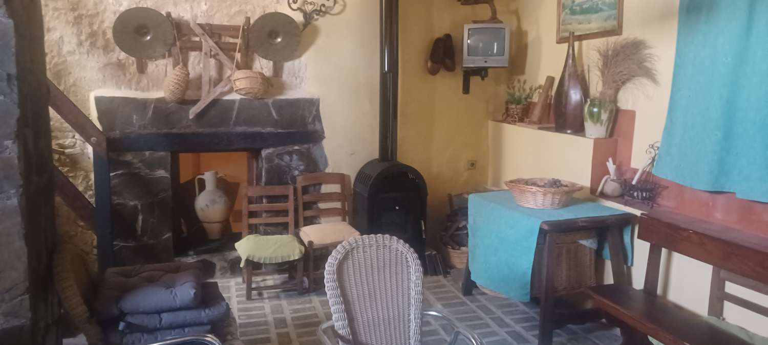 2 hus för priset av ett i Fortuna (Murcia)