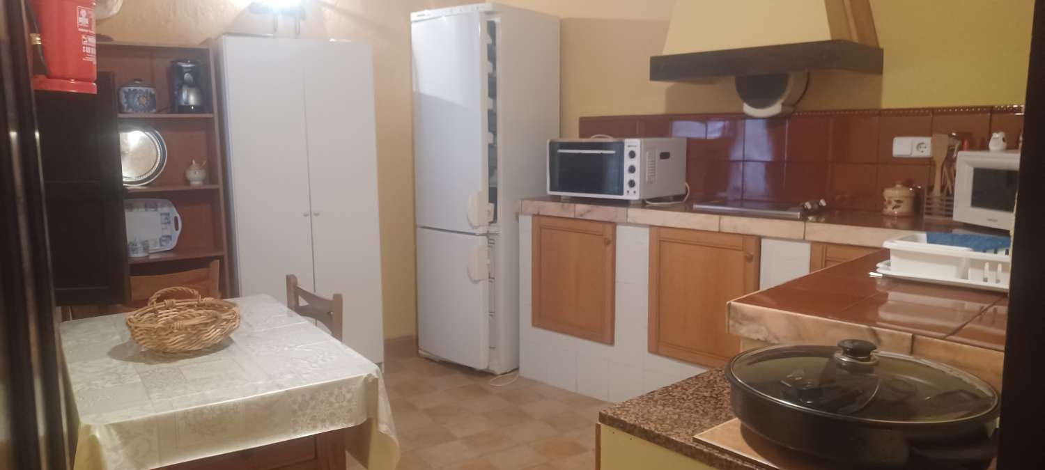 2 hus för priset av ett i Fortuna (Murcia)