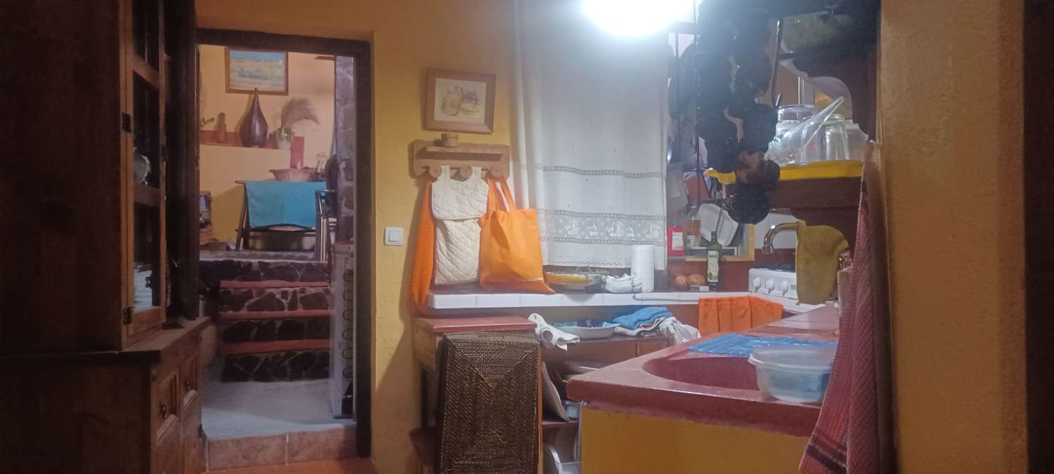2 hus för priset av ett i Fortuna (Murcia)