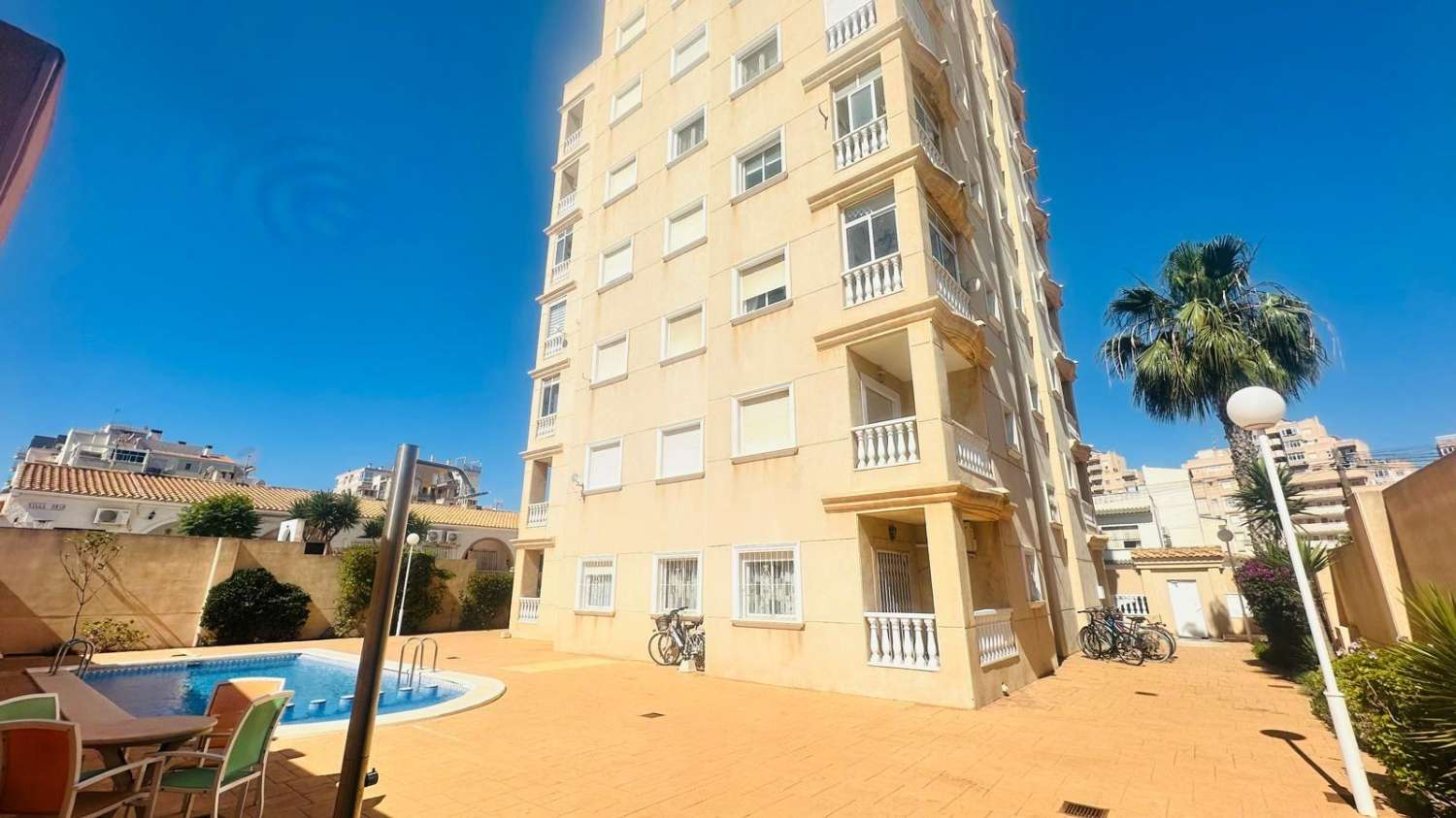 Din lägenhet med havsutsikt i Torrevieja