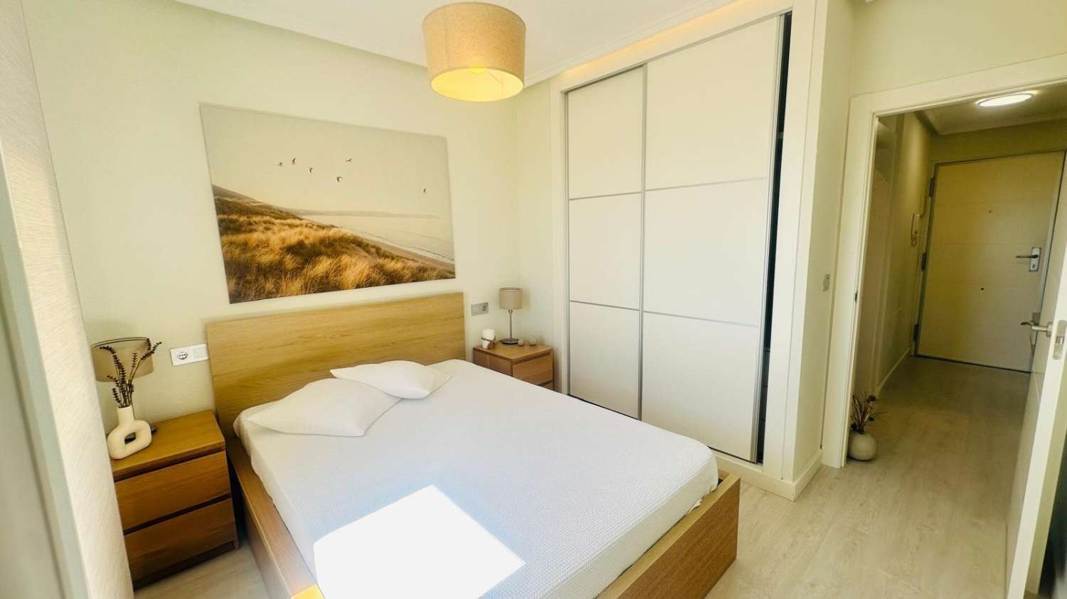 Din lägenhet med havsutsikt i Torrevieja