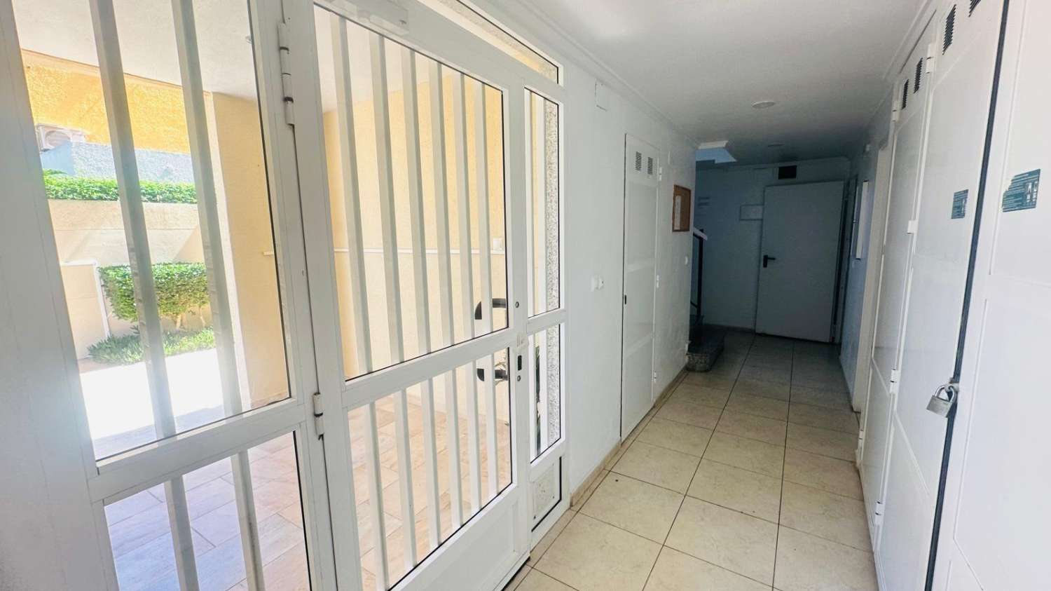 Din lägenhet med havsutsikt i Torrevieja