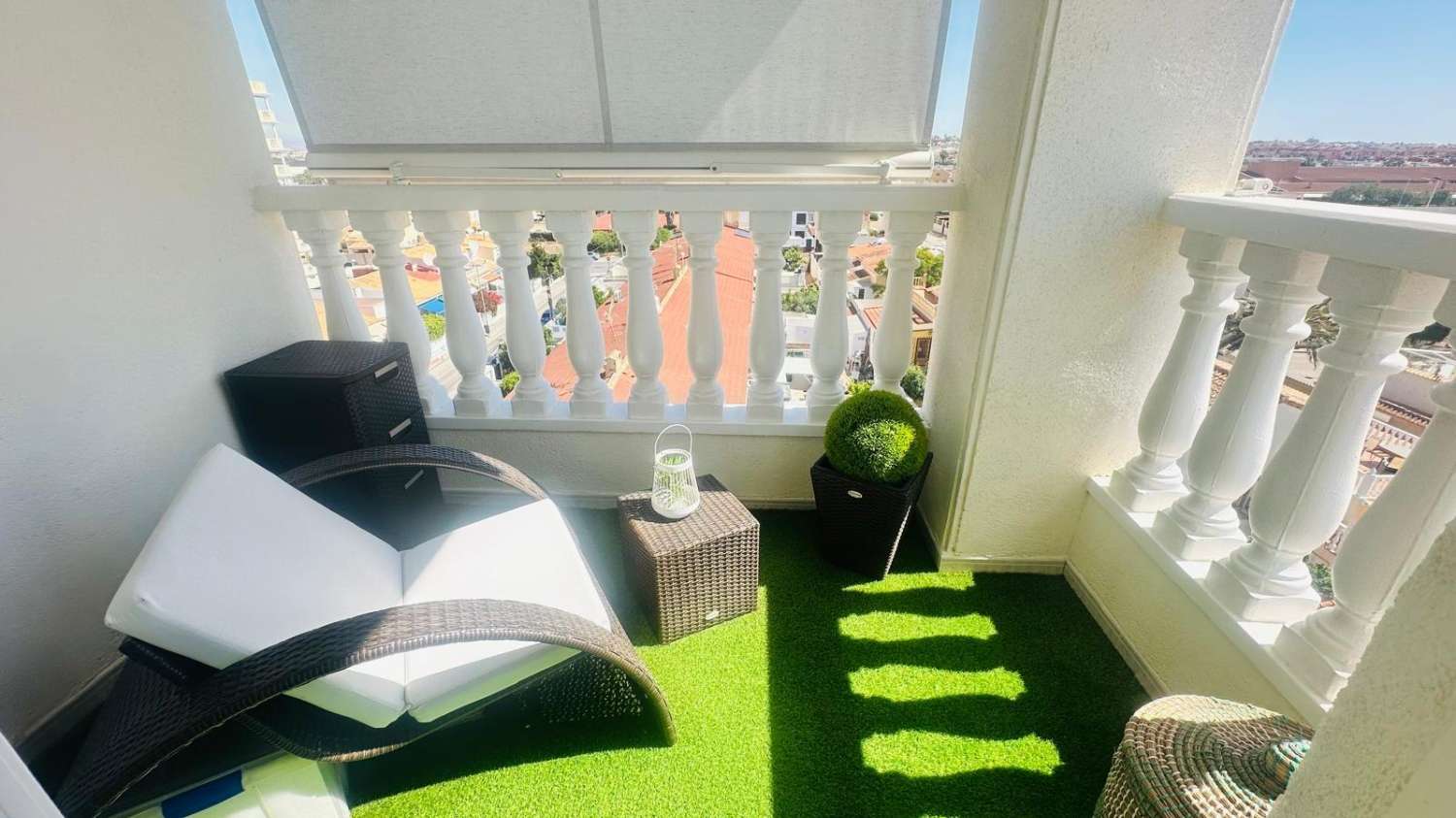 Din lägenhet med havsutsikt i Torrevieja