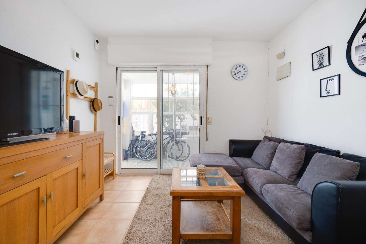 Fantastiskt radhus med 2 sovrum, privat trädgård och solarium