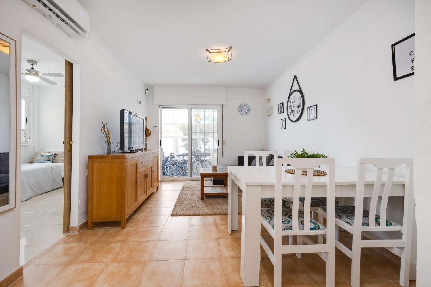 Fantastiskt radhus med 2 sovrum, privat trädgård och solarium