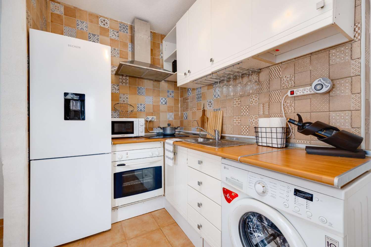 Fantastiskt radhus med 2 sovrum, privat trädgård och solarium