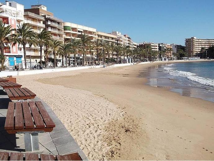 Leilighet med 2 soverom og 2 bad i mezzanin, ca. 10 minutters gange fra Playa del Cura TORREVIEJA