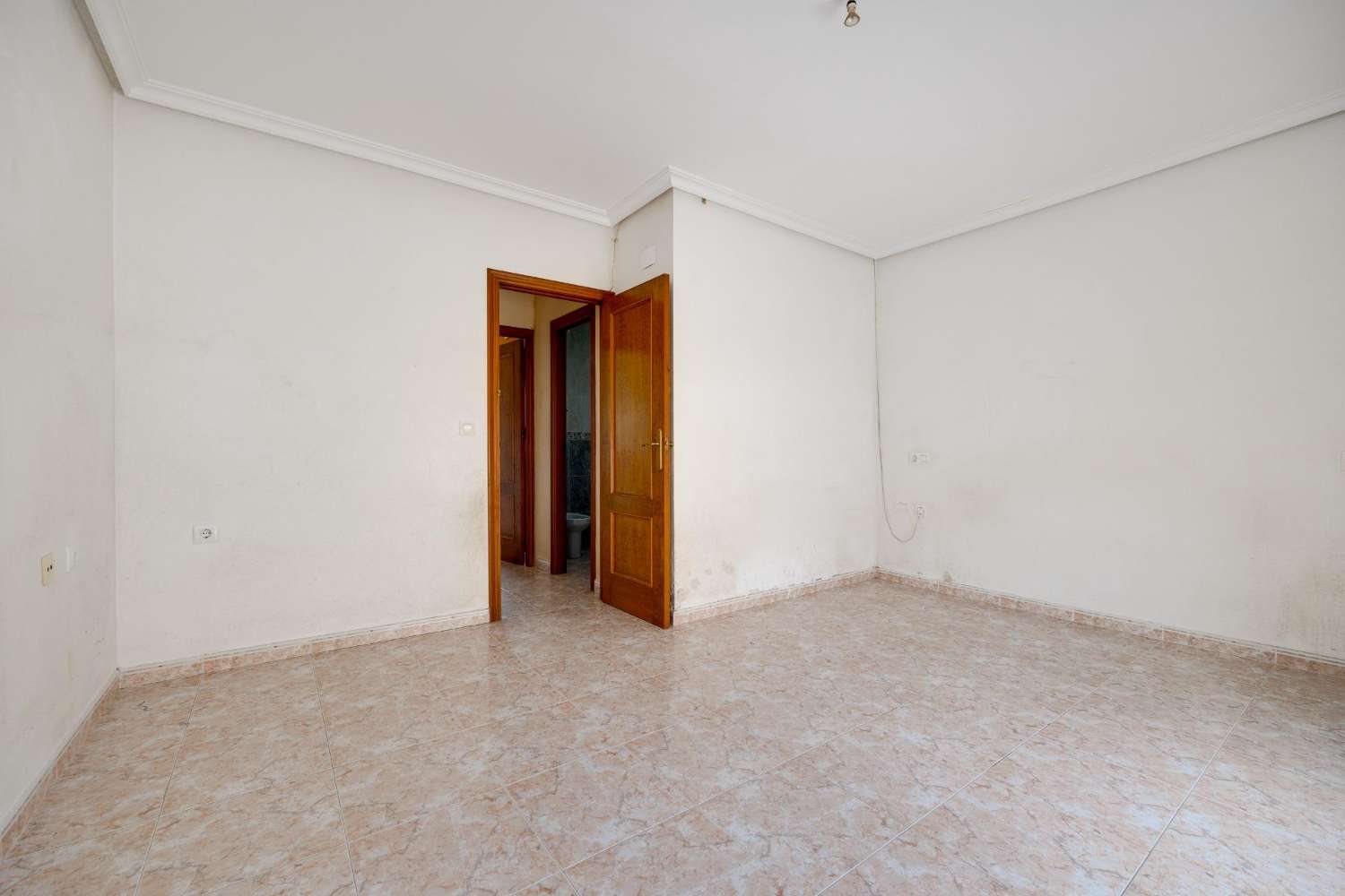 Chalet pareado en venta en Los Montesinos