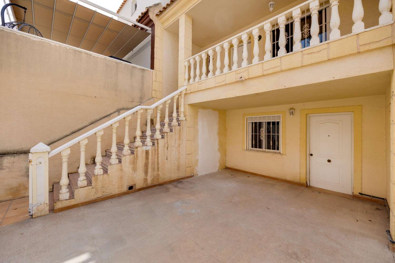 Chalet pareado en venta en Los Montesinos