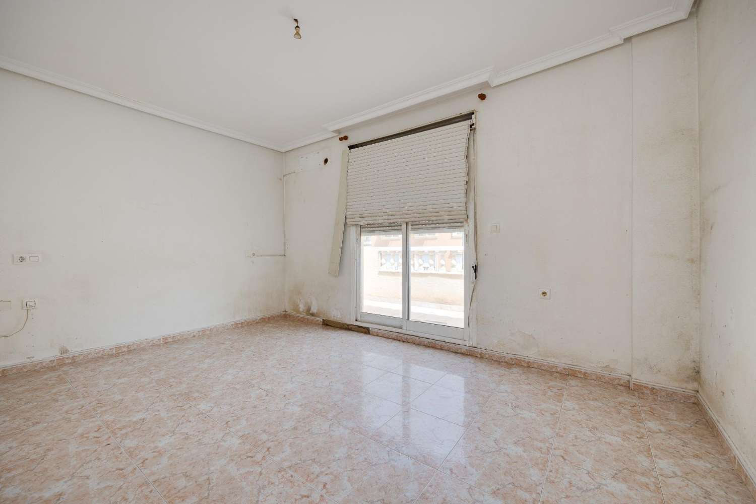 Chalet pareado en venta en Los Montesinos