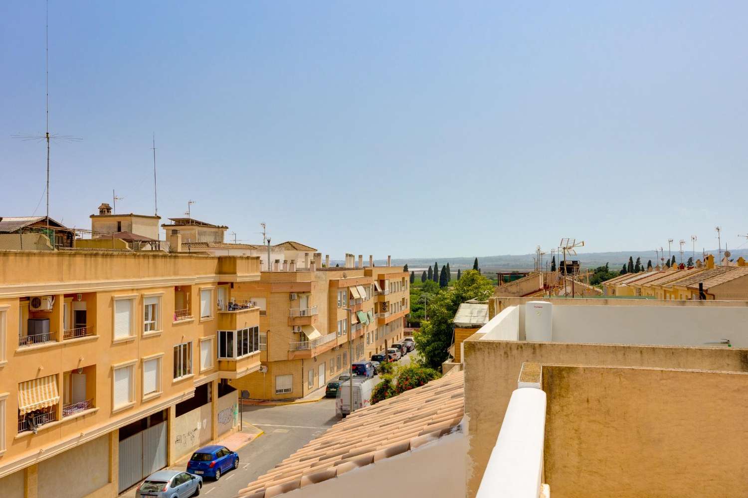 Chalet pareado en venta en Los Montesinos
