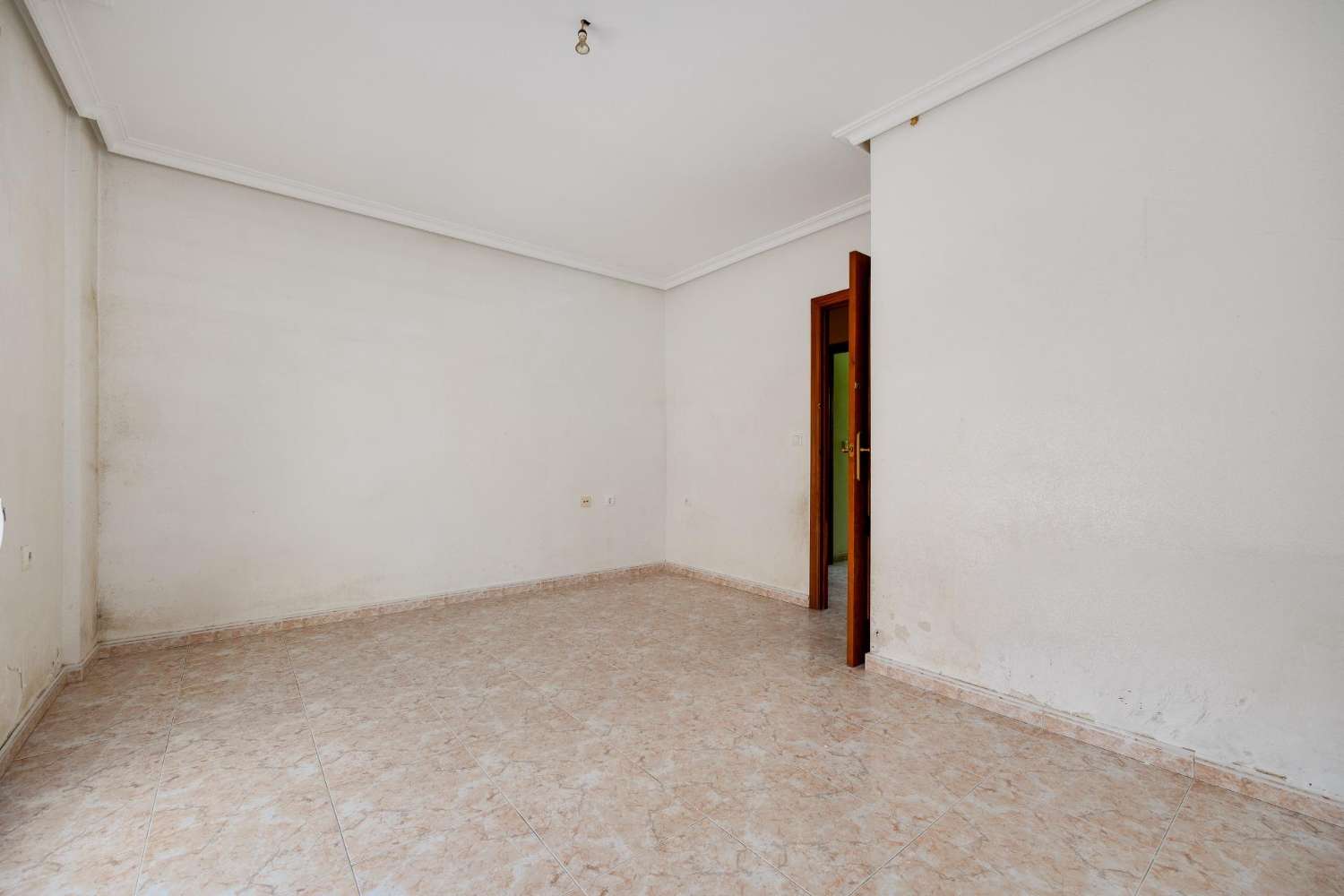 Chalet pareado en venta en Los Montesinos