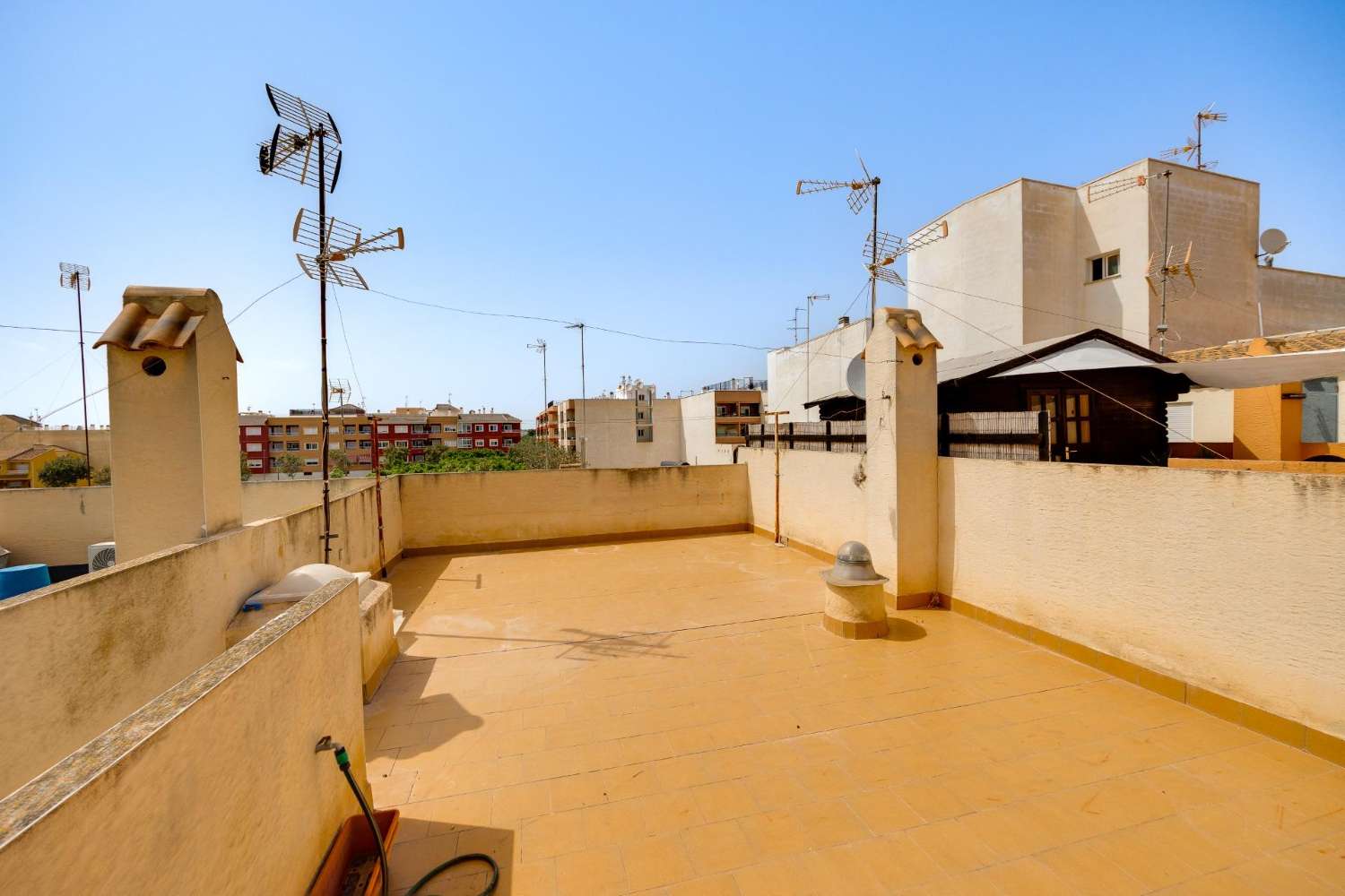 Chalet pareado en venta en Los Montesinos