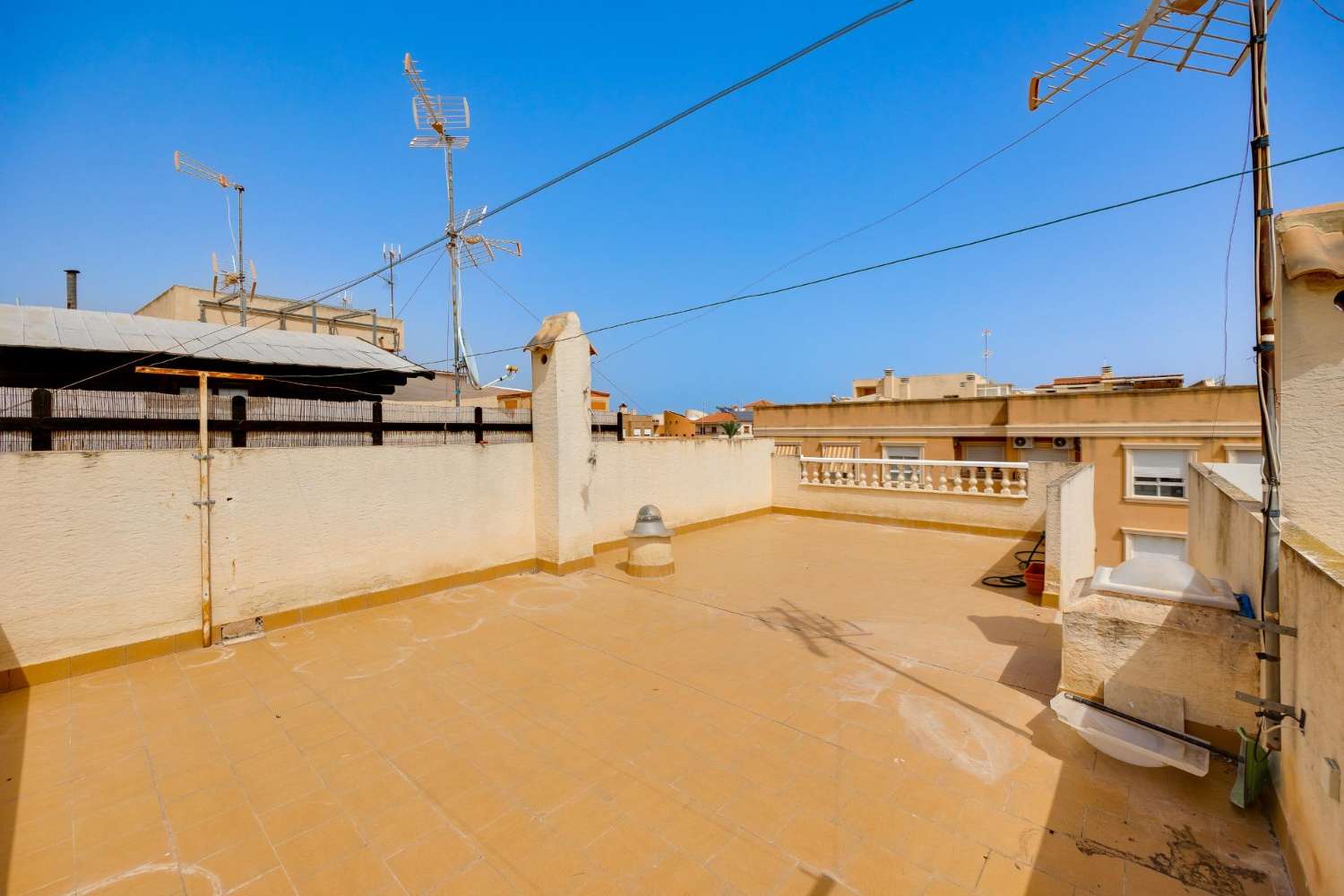 Chalet pareado en venta en Los Montesinos